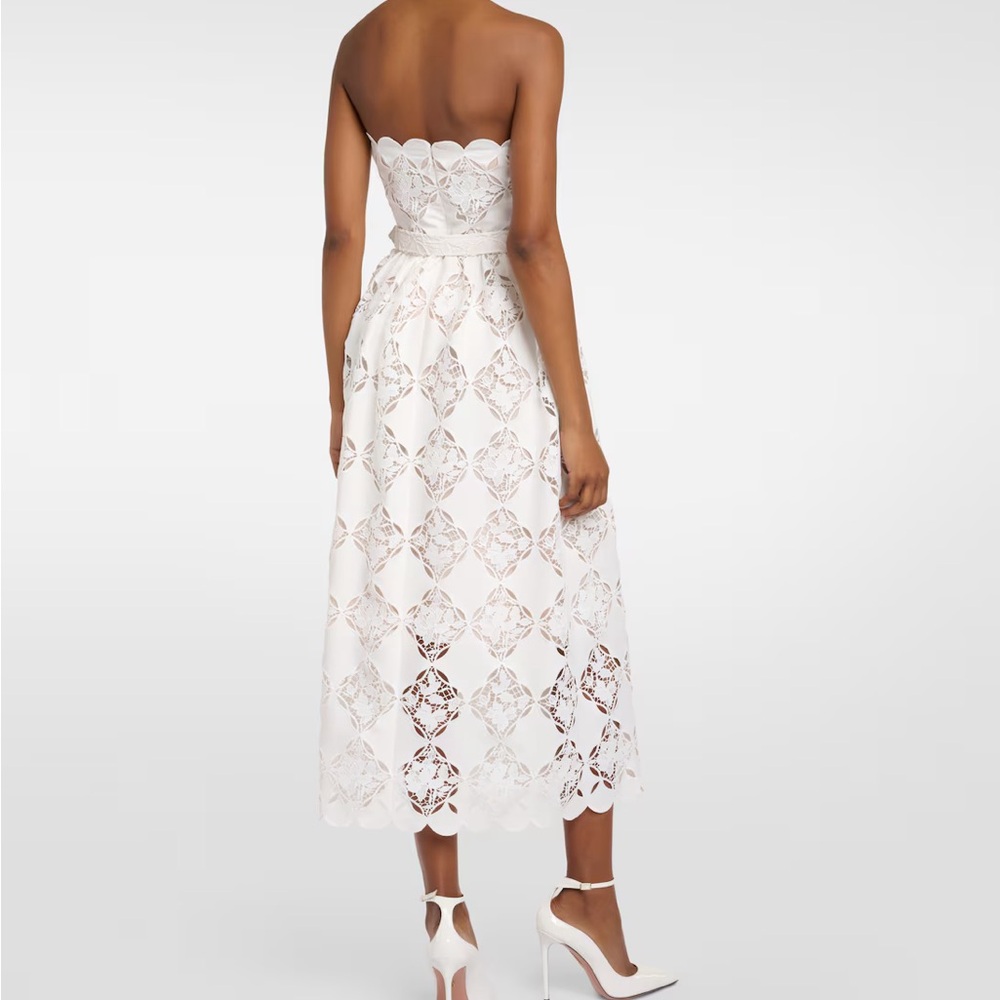 Oscar de la Renta White Lace Dress - Picture 2 of 5